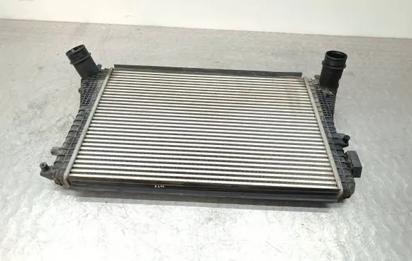 Skoda Octavia Mk2 (1Z) Intercooler radiator 1K0145803AS