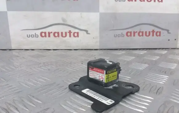 Subaru Legacy Airbag deployment crash/impact sensor 8231AE010 1876003480 3LK1C61804