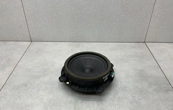 Hyundai Tucson TL Rear door speaker 96330D3000
