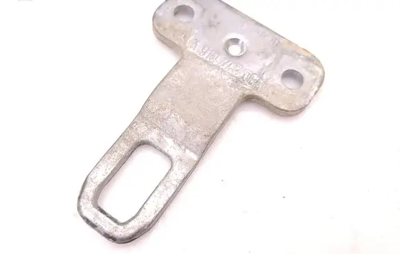 Mercedes-Benz Sprinter W907 W910 Rear door lock loop/hook striker A9107430600