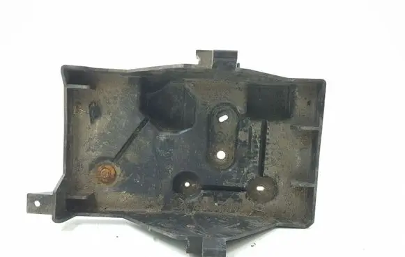 Battery tray