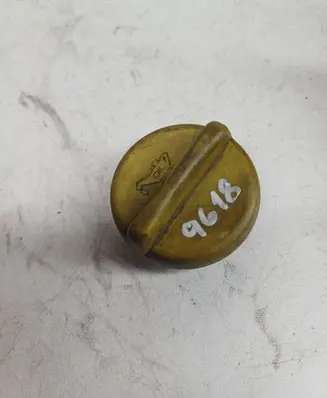 Opel Vectra C Oil filler cap 90412508