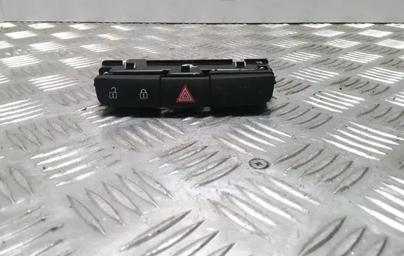 Opel Insignia A Hazard light switch 13271927