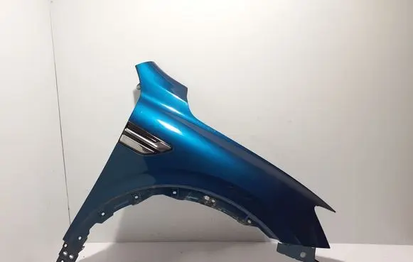 Renault Arkana Fender 631002031R