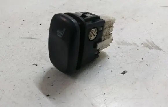 Volvo V70 Seat heating switch 9162939