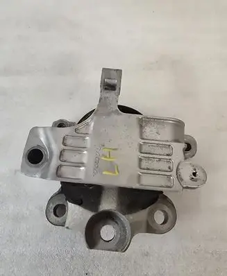 Volvo XC40 Gearbox mount 32139920