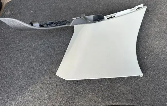 Audi A3 S3 8V (D)pillar trim (top) 8V4867245 8V4868605