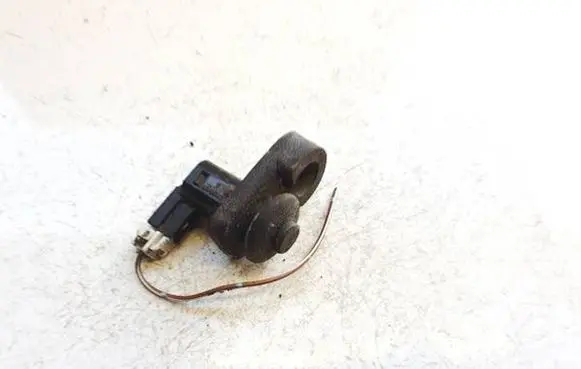Nissan Primera Front door sensor coupe 