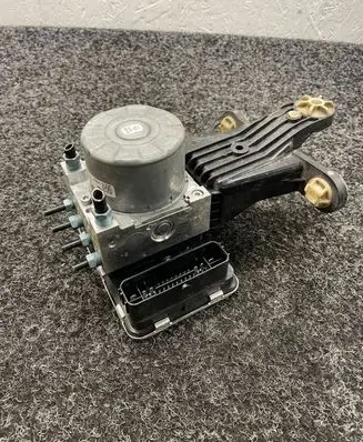 BMW 4 G22 G23 G24 G26 ABS Pump 5A52A70