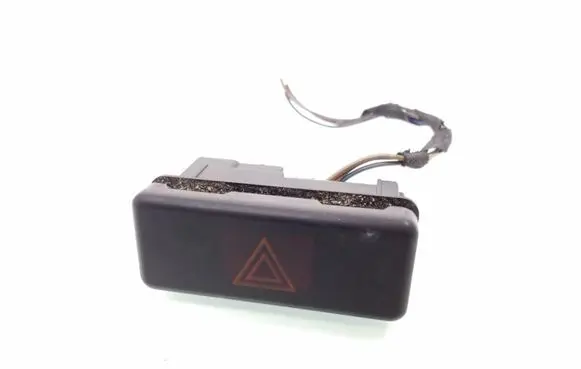 BMW 5 E39 Hazard light switch 8350947