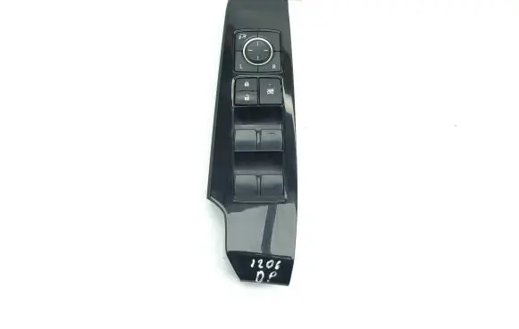Lexus IS III XE30 Electric window control switch 8404053250 6853F53TH5325
