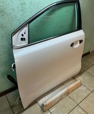 KIA Sportage Front door 43R00049 E000292 DOT24M25AS2