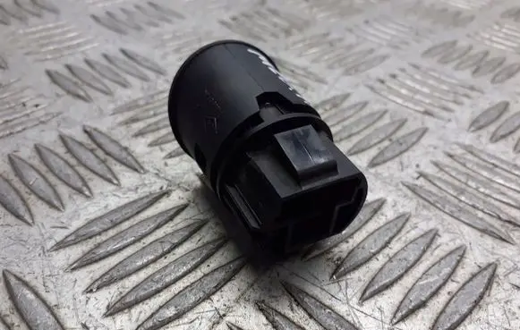 Renault Megane II Engine start stop button switch 19277937