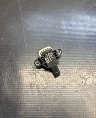 Audi A6 C7 Airbag deployment crash/impact sensor 4H0955557 3304RB4 141010