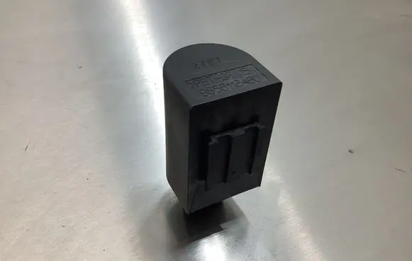 Coolant fan relay