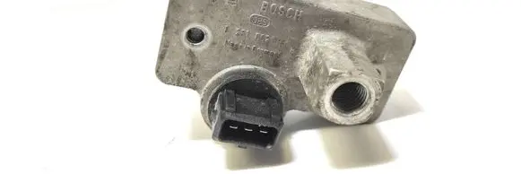 Audi 100 S4 C4 Air pressure sensor 0281002018