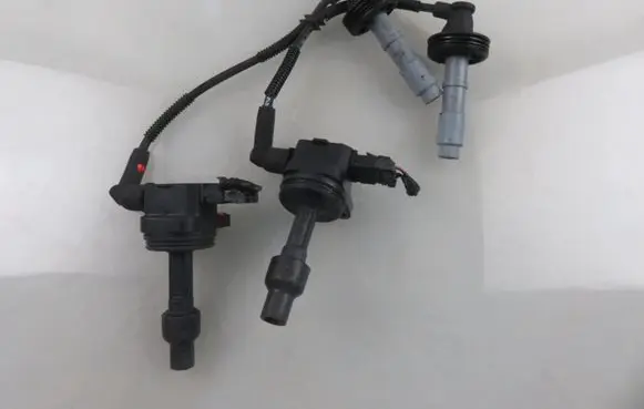 Volvo S40, V40 High voltage ignition coil 1275602 MB0297008188