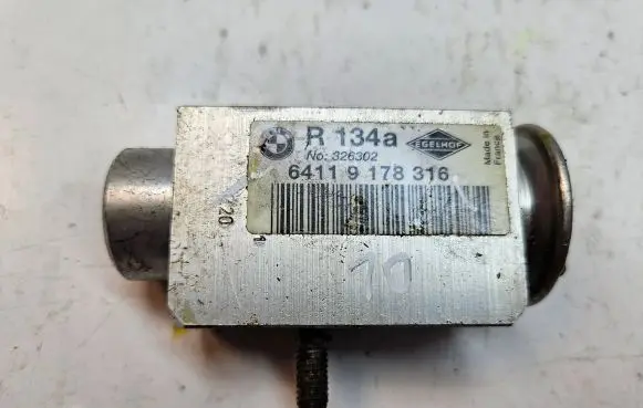 Air conditioning (A/C) expansion valve