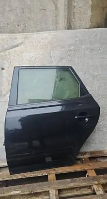 KIA Ceed Rear door