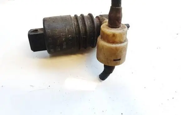 Opel Zafira A Windscreen/windshield washer pump