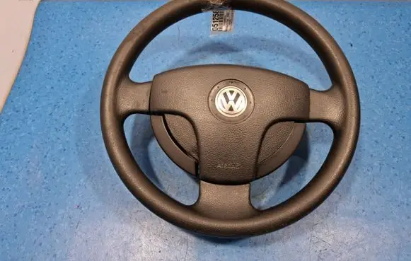 Volkswagen Fox Steering wheel