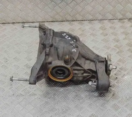 Mercedes-Benz GLS X166 Rear differential
