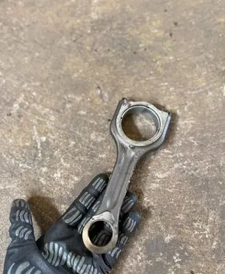 Volvo C30 Connecting rod/conrod 619
