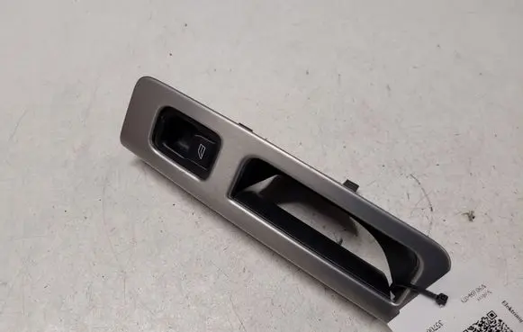 Volvo V50 Electric window control switch 8663819 30658448