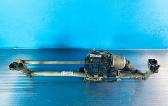 Skoda Octavia Mk2 (1Z) Front wiper linkage and motor 1Z1955023E 3397020950