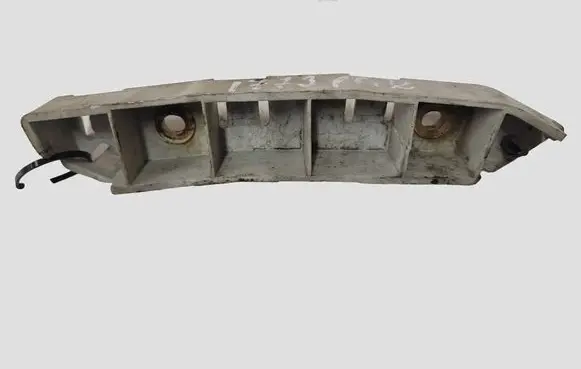 Ford Focus Front bumper mounting bracket