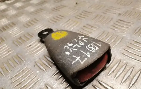 Volvo XC90 Rear seatbelt buckle 8626797