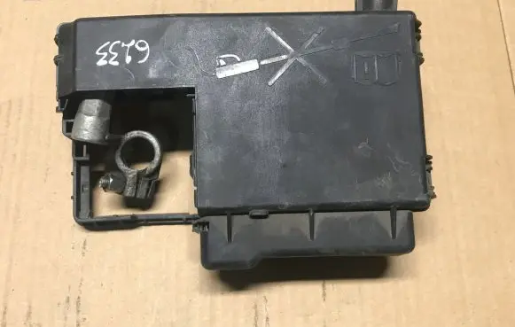 Opel Insignia A Positive cable (battery) 13285113