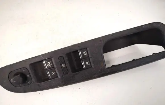 Volkswagen Golf V Electric window control switch 1k4959857
