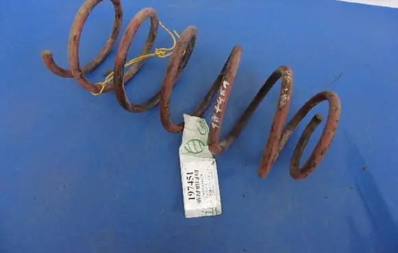 Volkswagen Golf I Front coil spring