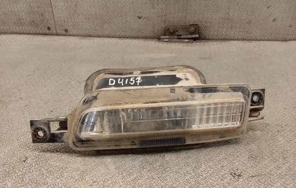 Subaru Legacy Reverse light 13220791