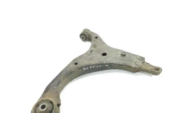 Hyundai i30 Front lower control arm/wishbone
