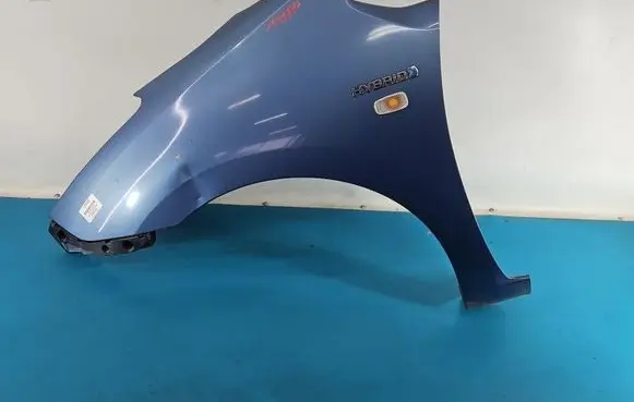 Toyota Prius (XW20) Fender IMPRK1529897