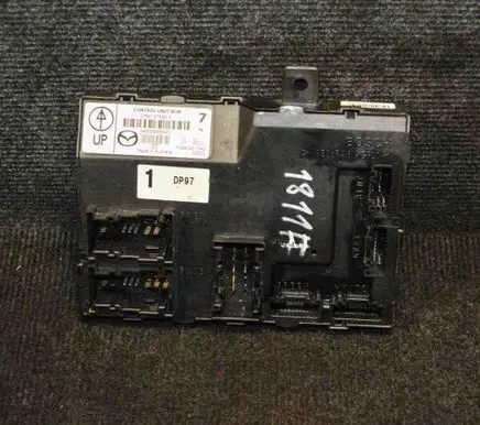 Mazda 2 Central body control module DP9767560A