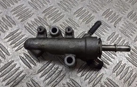 Fiat Croma Clutch slave cylinder 