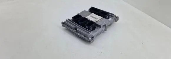 Audi A5 Engine control unit/module 8W0907311B