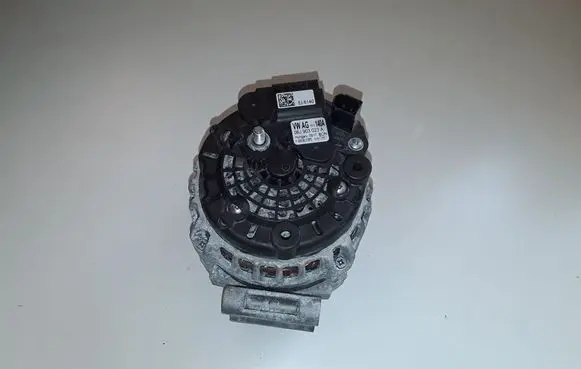 Audi TT TTS RS Mk3 8S Generator/alternator 06J903023A