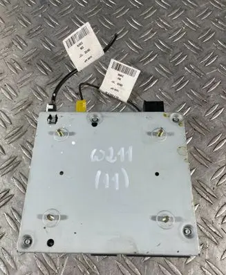 Mercedes-Benz E W211 Sound amplifier A2118274242