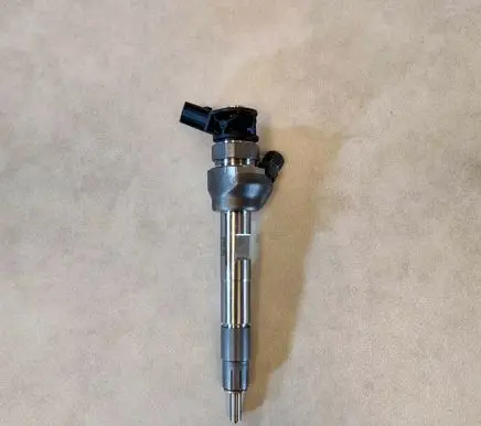 BMW 5 G30 G31 Fuel injector 13538579236 8579236