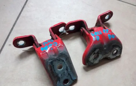 Hyundai Getz Front door hinge set NE9112