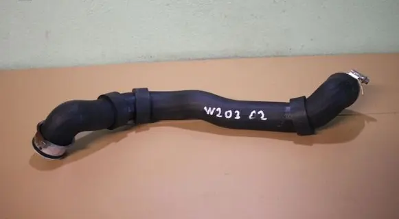 Mercedes-Benz C W203 Engine coolant pipe/hose