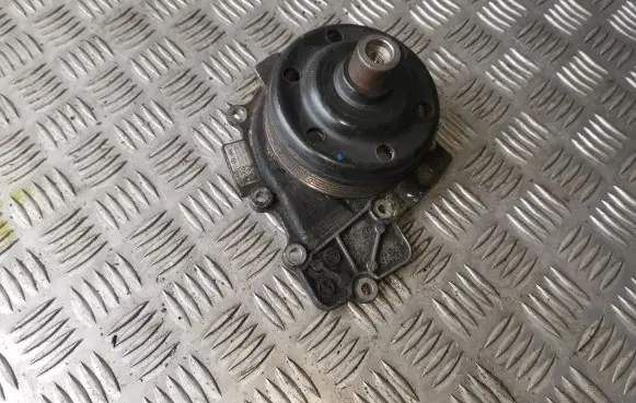 Mercedes-Benz Sprinter W906 Water pump A6512002201 A651200