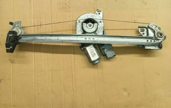 Front door window regulator with motor