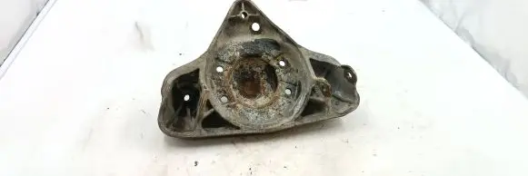 Volkswagen PASSAT B5.5 Coil spring mount 8d041233b