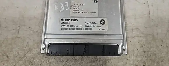 BMW 5 E39 Engine control unit/module DMEMS42 1430844 5WK90329