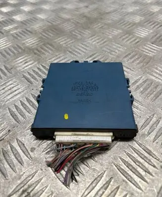 Toyota Corolla Verso AR10 Combustion control unit/module 896180F020